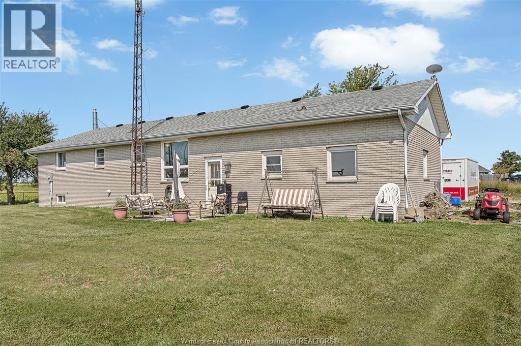 5429 Lakeshore Road 305, Comber, Ontario  N0P 1J0 - Photo 7 - 25023218