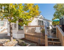 22 - 25 7TH AVENUE S