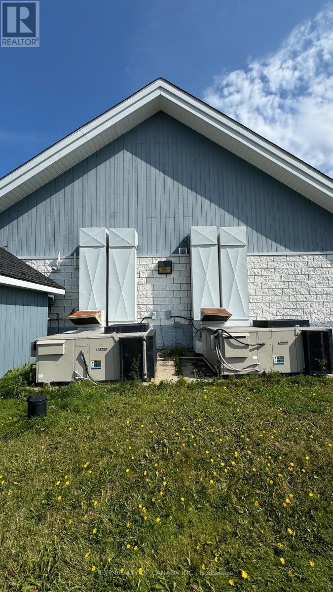 2323 Genier Road, Cochrane, Ontario  P0L 1C0 - Photo 11 - T12400871