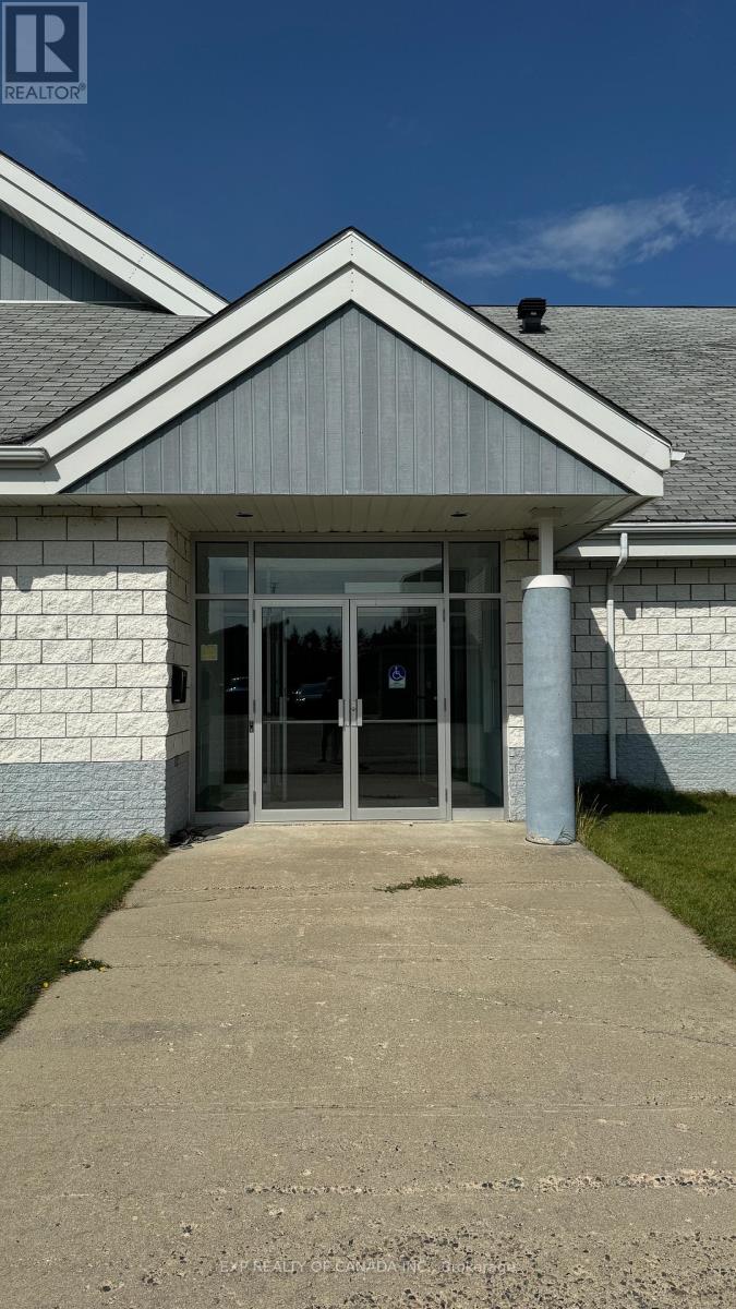 2323 Genier Road, Cochrane, Ontario  P0L 1C0 - Photo 12 - T12400871