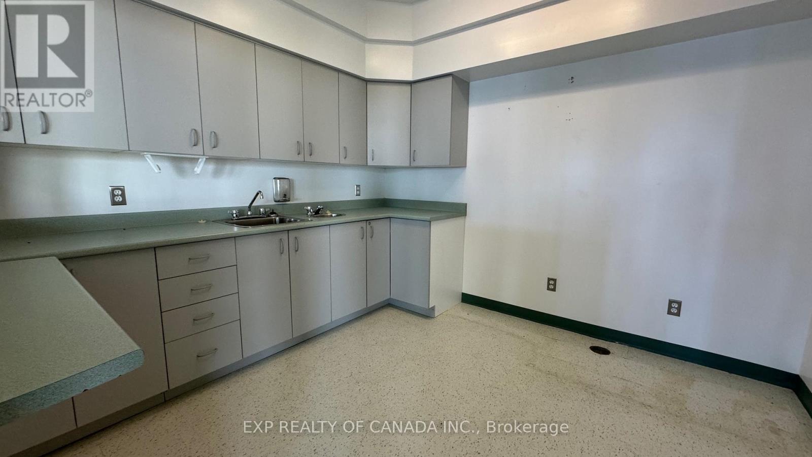 2323 Genier Road, Cochrane, Ontario  P0L 1C0 - Photo 22 - T12400871