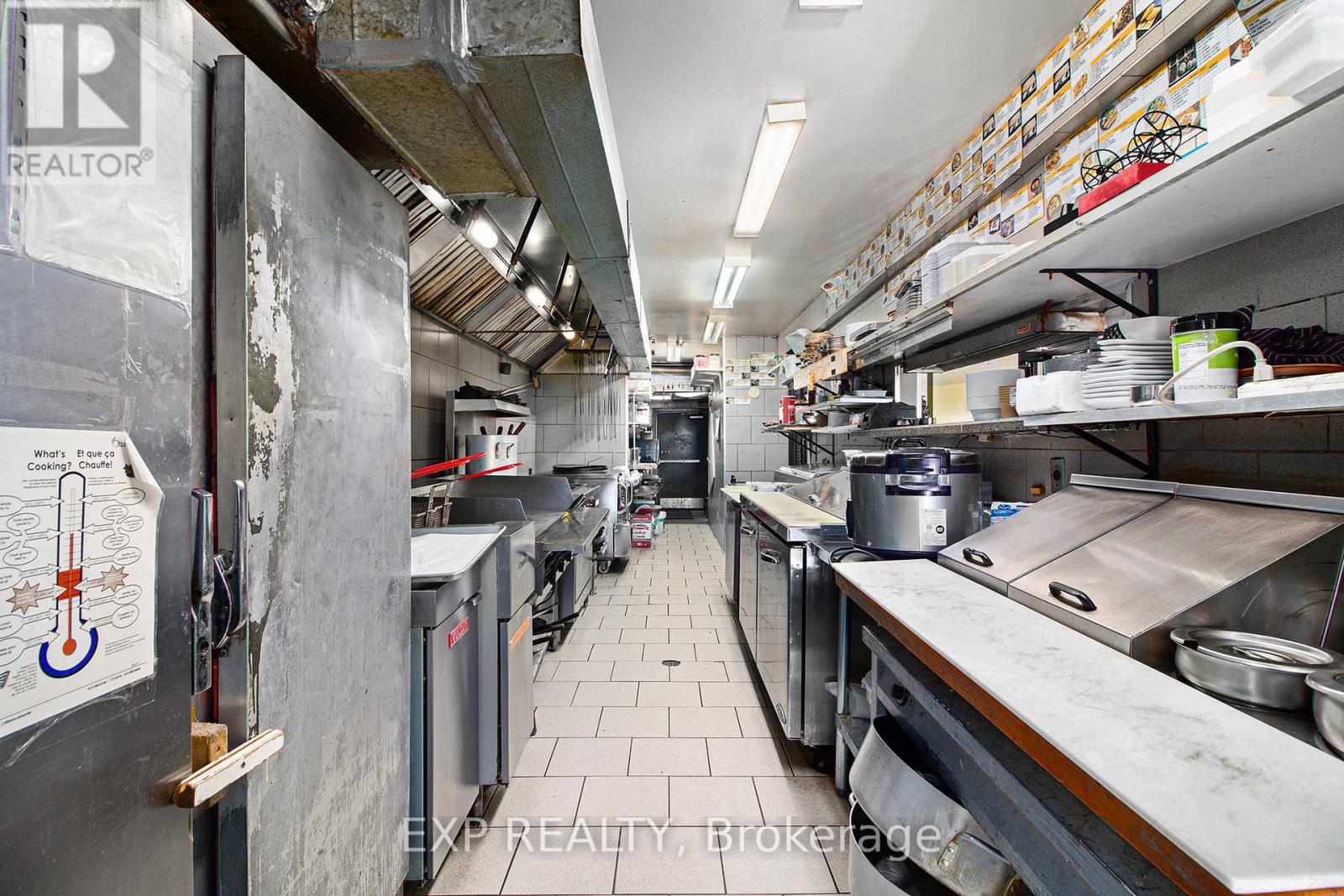 159 Montreal Road, Ottawa, Ontario  K1L 6E8 - Photo 16 - X12400925