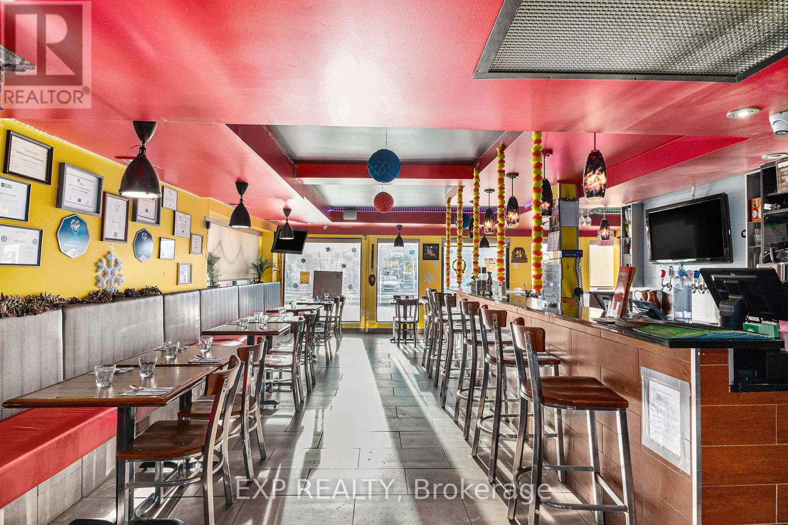 159 Montreal Road, Ottawa, Ontario  K1L 6E8 - Photo 6 - X12400925