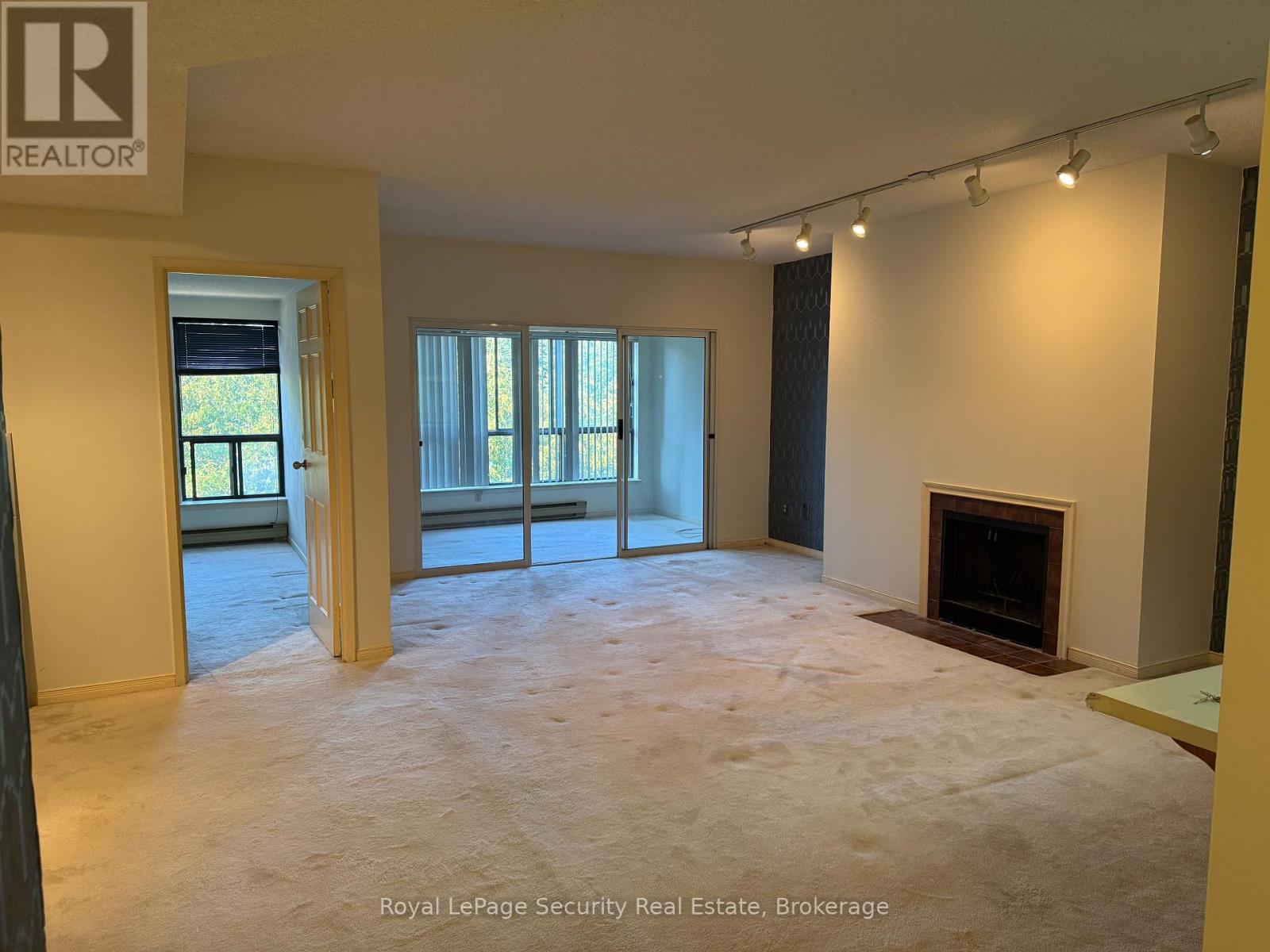 10 - 20 Glebe Road W, Toronto (Yonge-Eglinton), Ontario  M5P 1C9 - Photo 3 - C12400724