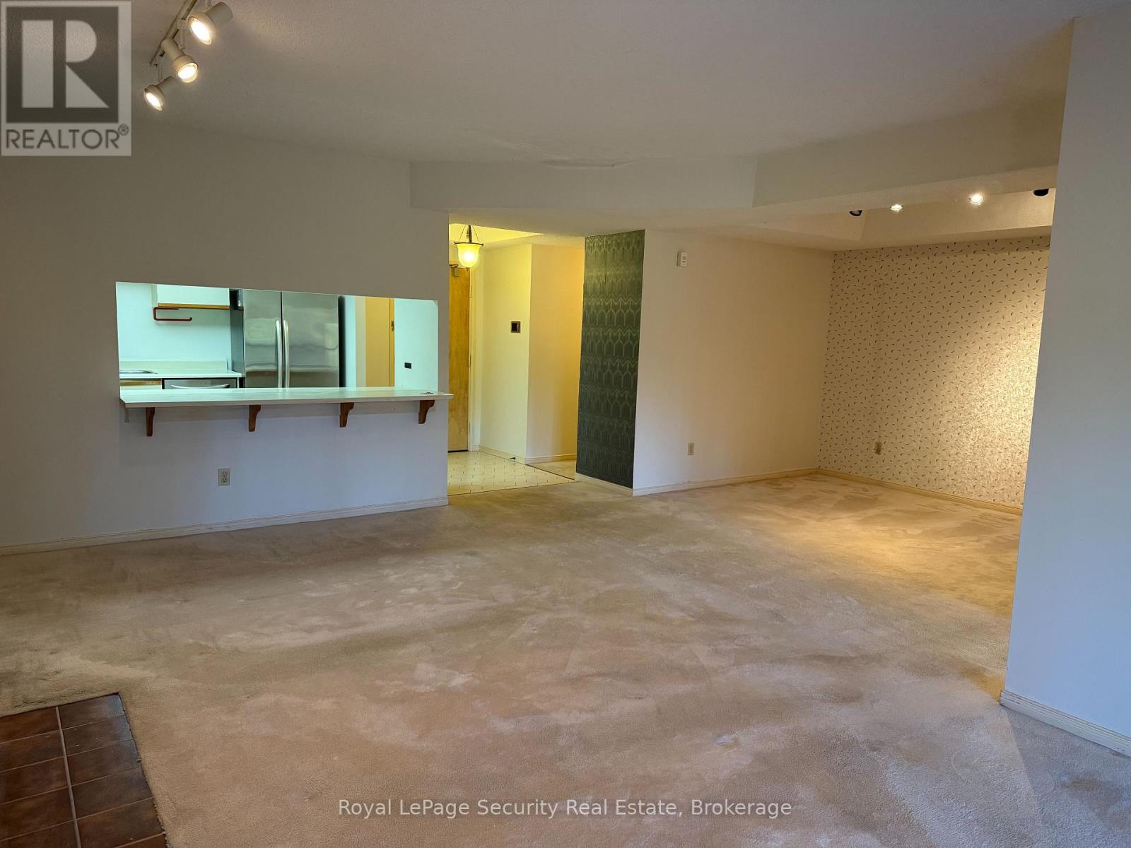 10 - 20 Glebe Road W, Toronto (Yonge-Eglinton), Ontario  M5P 1C9 - Photo 6 - C12400724