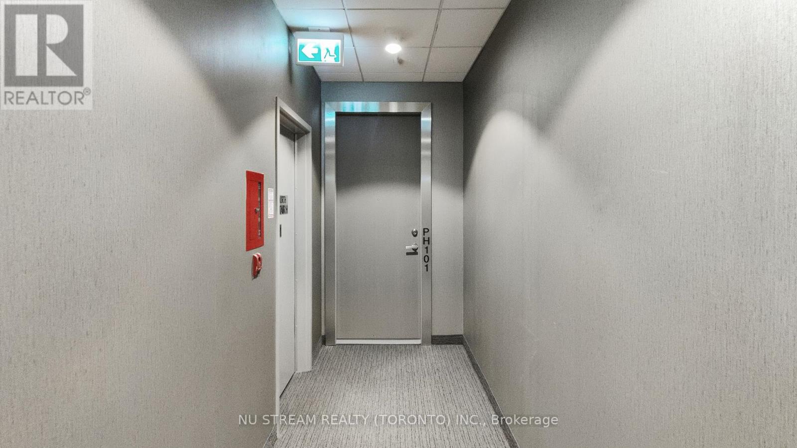 Ph101 - 100 Harbour Street, Toronto, Ontario  M5J 0B5 - Photo 28 - C12400751