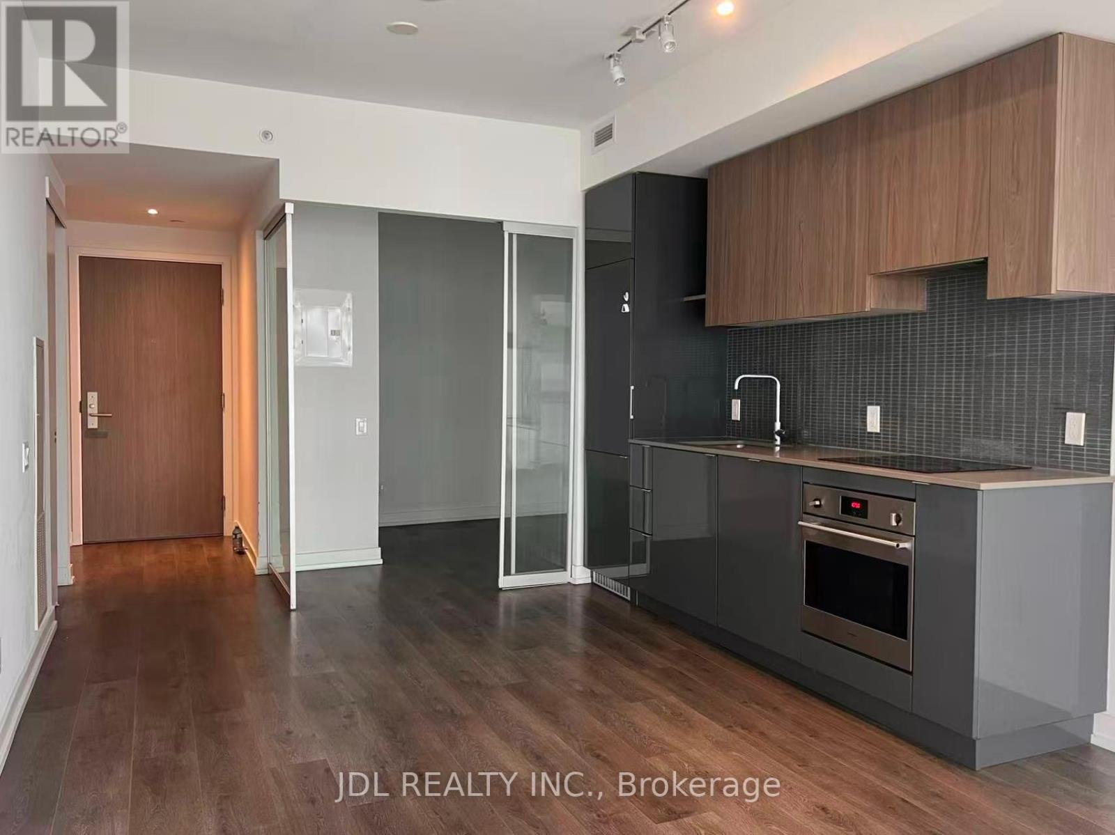 2206 - 161 Roehampton Avenue S, Toronto, Ontario  M4P 0C8 - Photo 3 - C12400790
