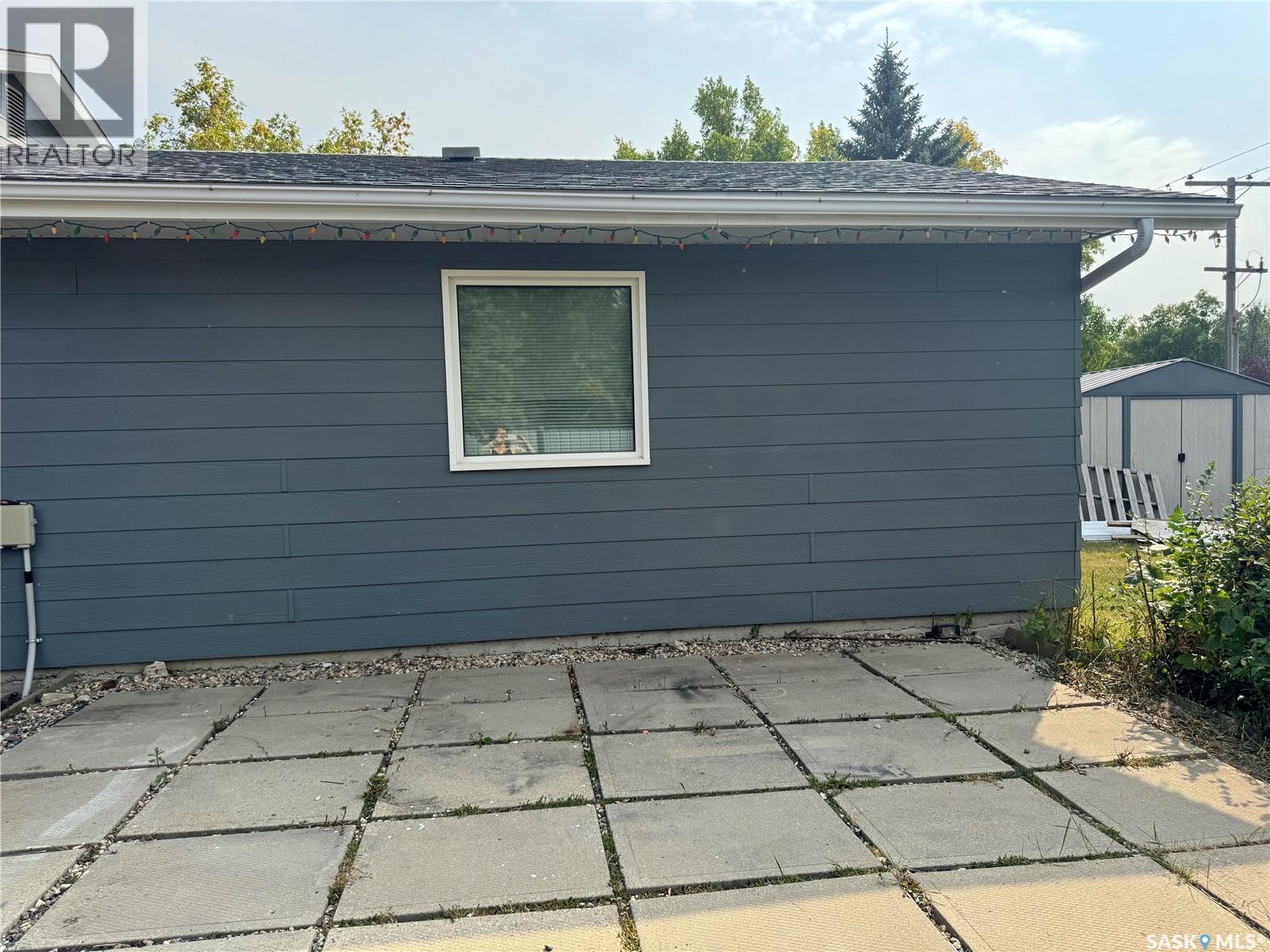 1609 Warren Avenue, Weyburn, Saskatchewan  S4H 0M3 - Photo 18 - SK018096