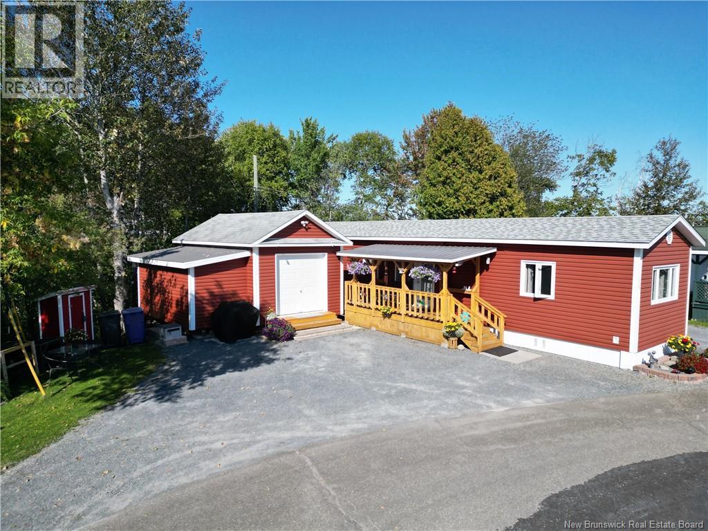 25 Parc Terrace, Grand-Sault/grand Falls, New Brunswick  E3Z 1B3 - Photo 1 - NB126409