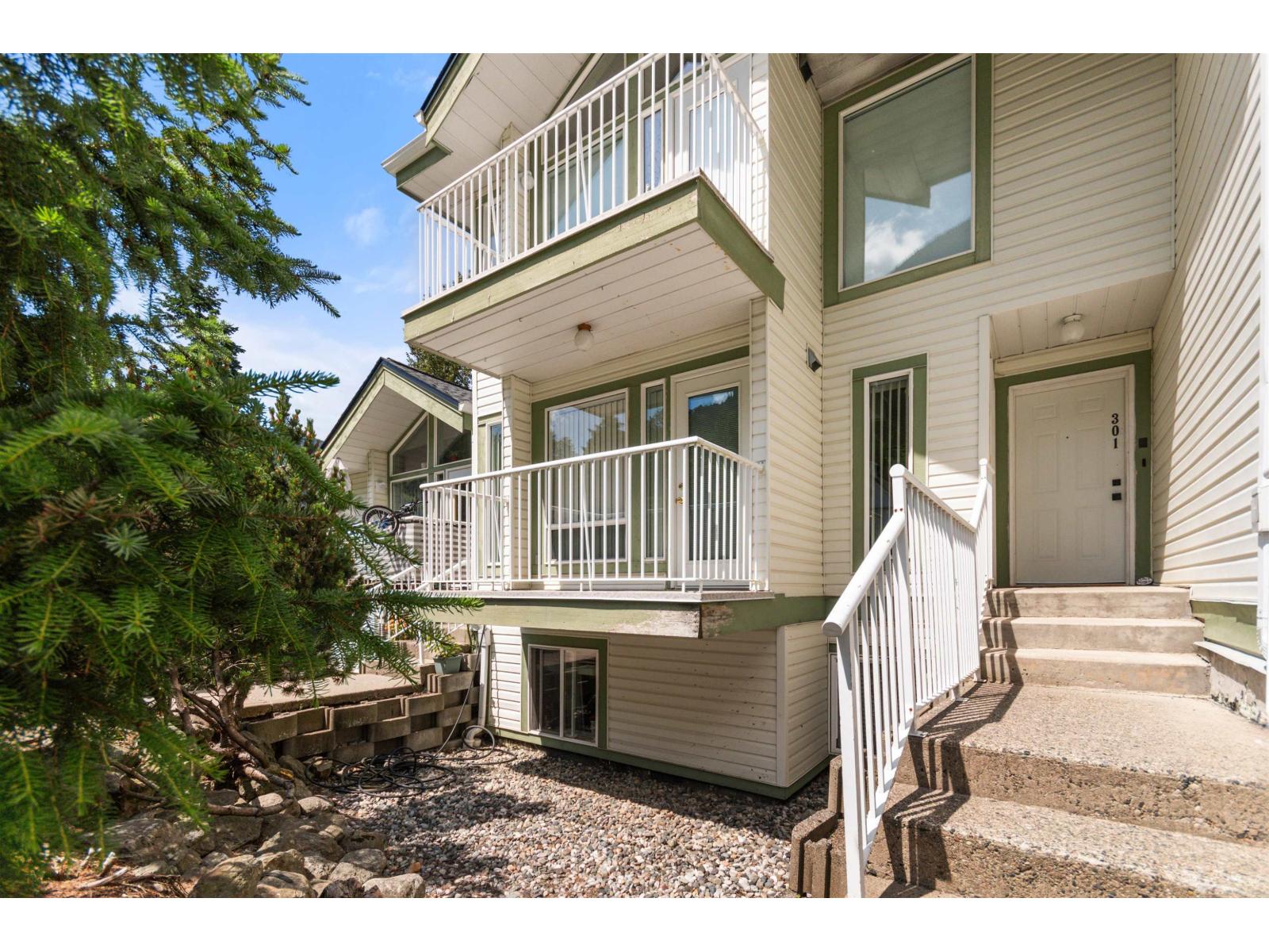 202 1275 Scott Drive, Hope, Hope, British Columbia  V0X 1L4 - Photo 1 - R3037558