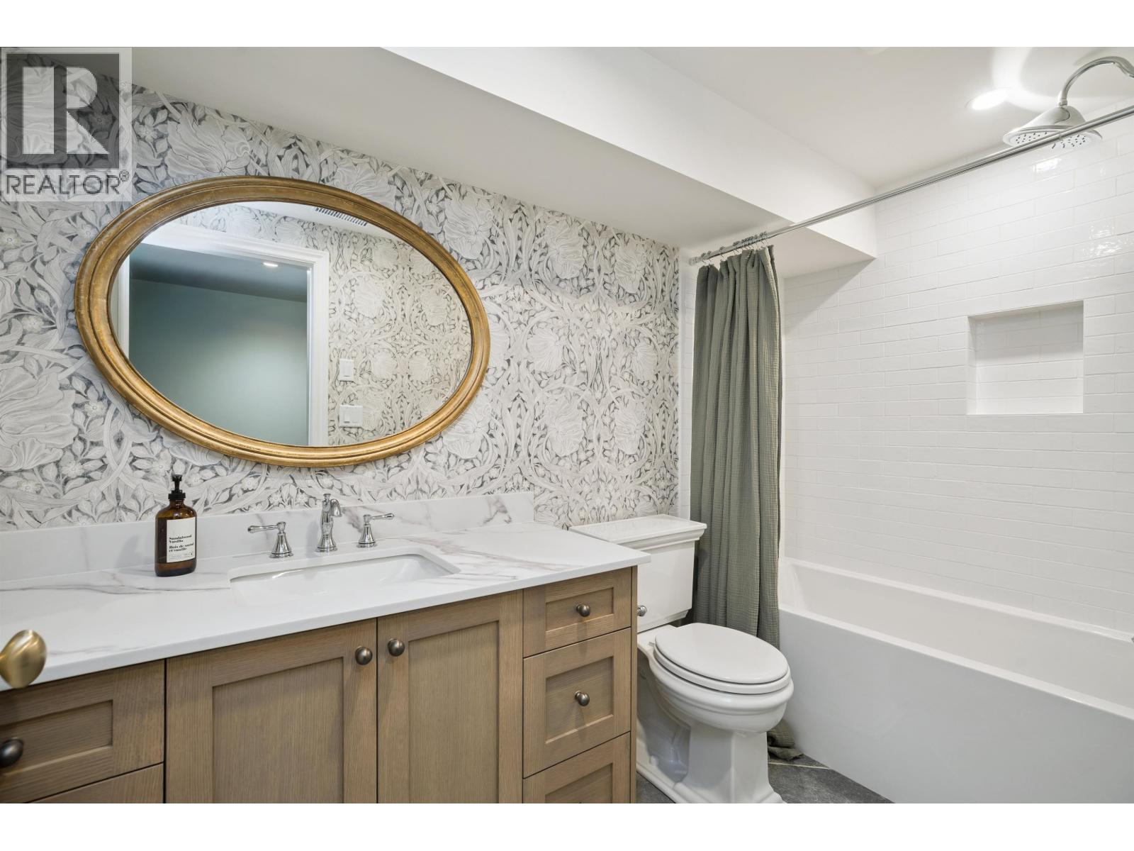 2250 Gale Avenue, Coquitlam, British Columbia  V3K 2Y8 - Photo 21 - R3047254