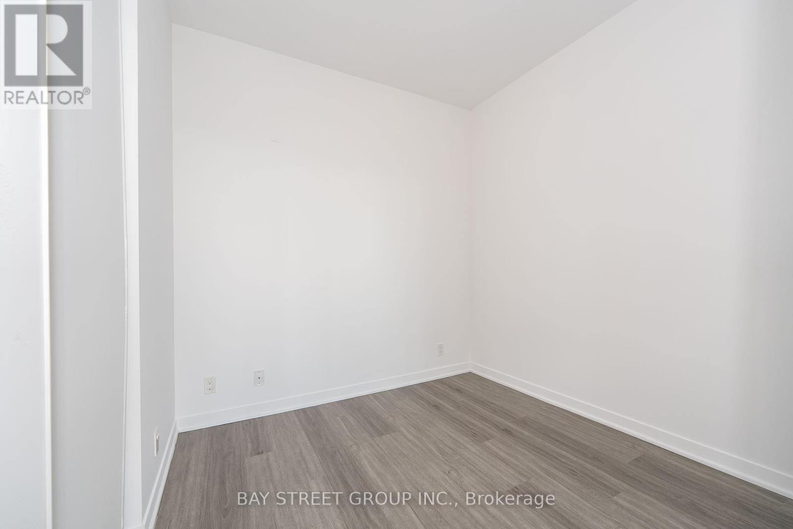 3208 - 5 Buttermill Avenue, Vaughan, Ontario  L4K 0J5 - Photo 16 - N12400711