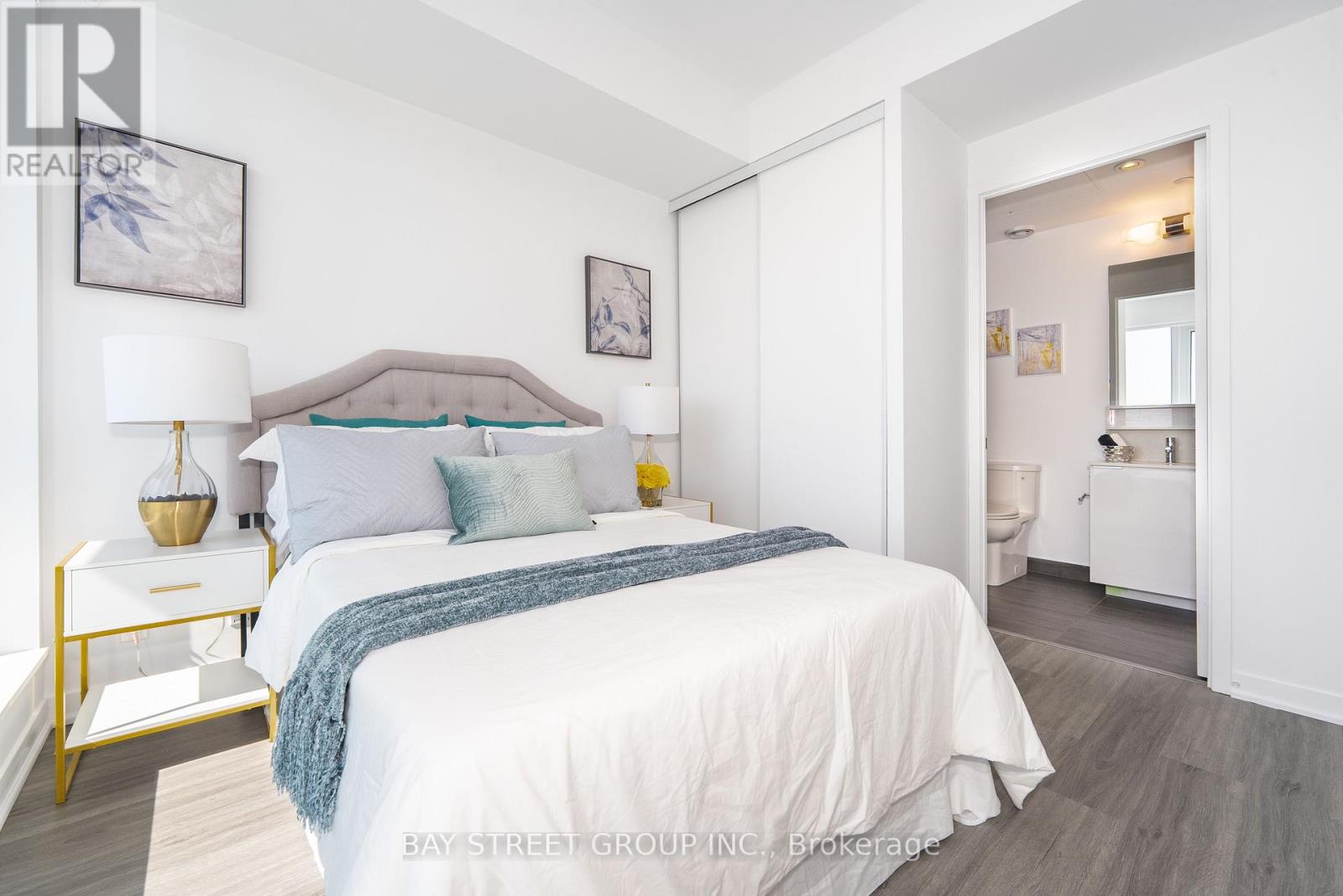 3208 - 5 Buttermill Avenue, Vaughan, Ontario  L4K 0J5 - Photo 18 - N12400711