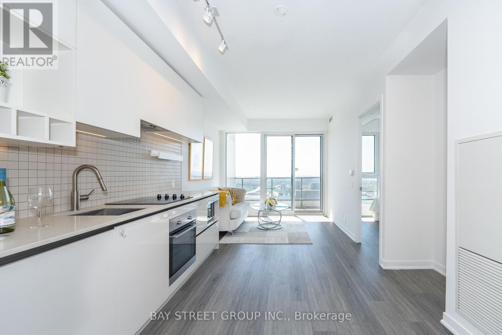 3208 - 5 Buttermill Avenue, Vaughan, Ontario  L4K 0J5 - Photo 6 - N12400711