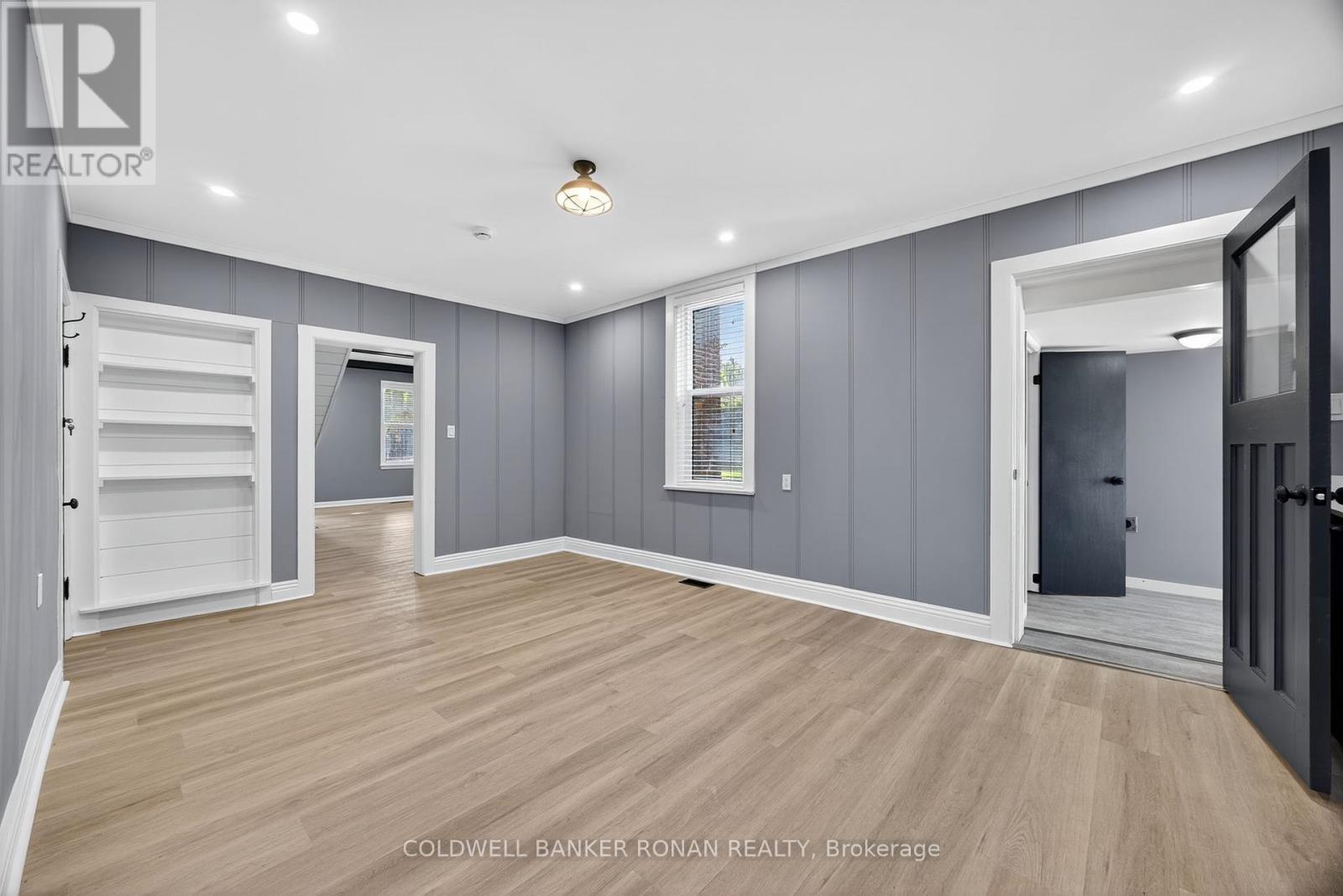 76 Queen Street N, New Tecumseth (Tottenham), Ontario  L0G 1W0 - Photo 13 - N12400734