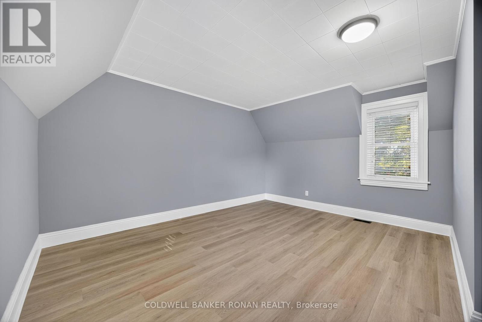 76 Queen Street N, New Tecumseth (Tottenham), Ontario  L0G 1W0 - Photo 26 - N12400734