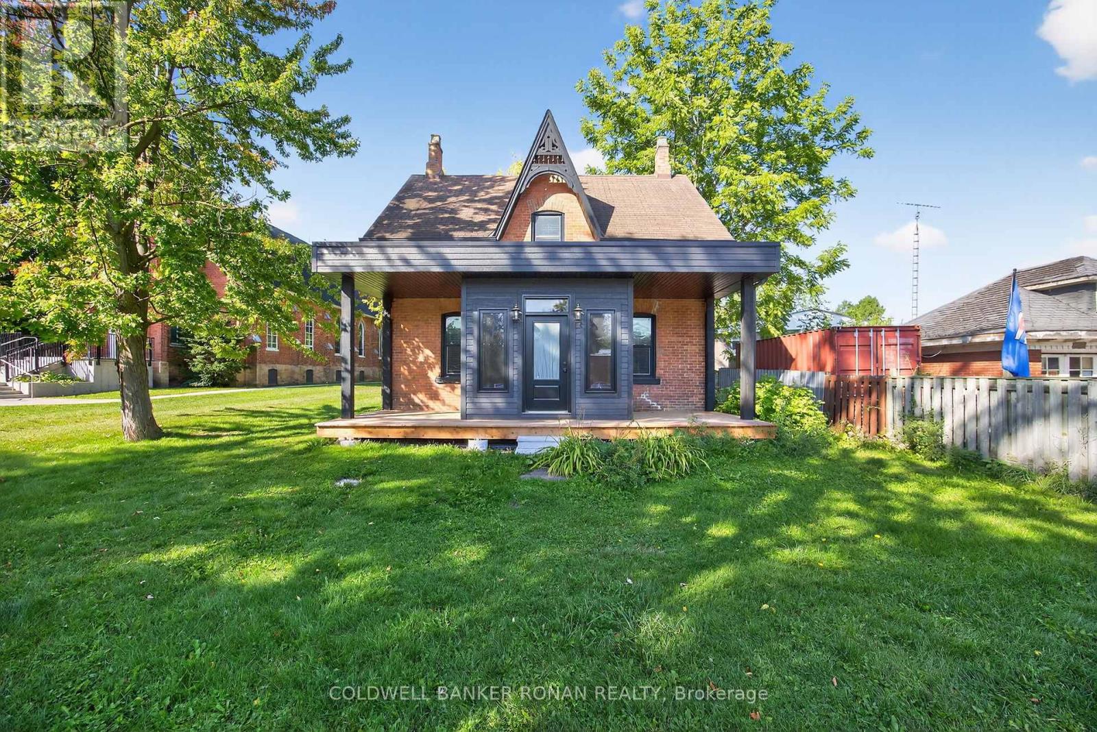 76 Queen Street N, New Tecumseth (Tottenham), Ontario  L0G 1W0 - Photo 6 - N12400734