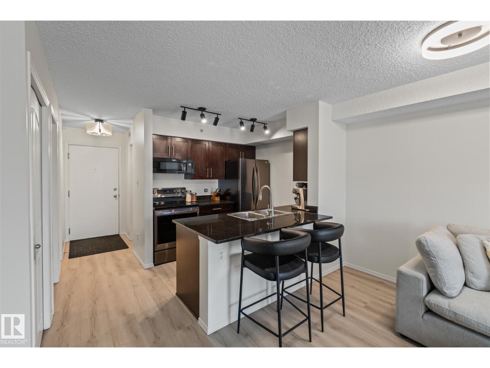 #409 1080 Mcconachie Blvd Nw, Edmonton, Alberta  T5Y 0X2 - Photo 4 - E4457550