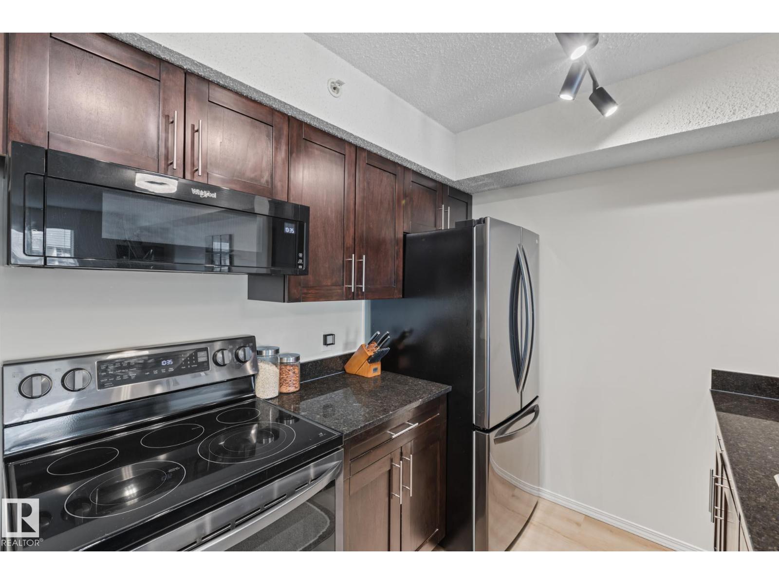 #409 1080 Mcconachie Blvd Nw, Edmonton, Alberta  T5Y 0X2 - Photo 6 - E4457550