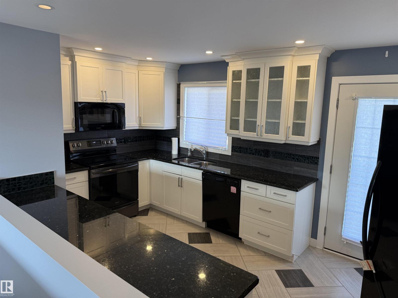 13812 132 Av Nw, Edmonton, Alberta  T5L 3R8 - Photo 3 - E4457552