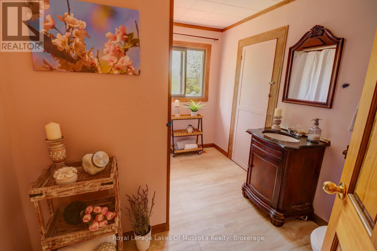 67 Silver Street, Huntsville, Ontario  P1H 1M2 - Photo 19 - X12354091