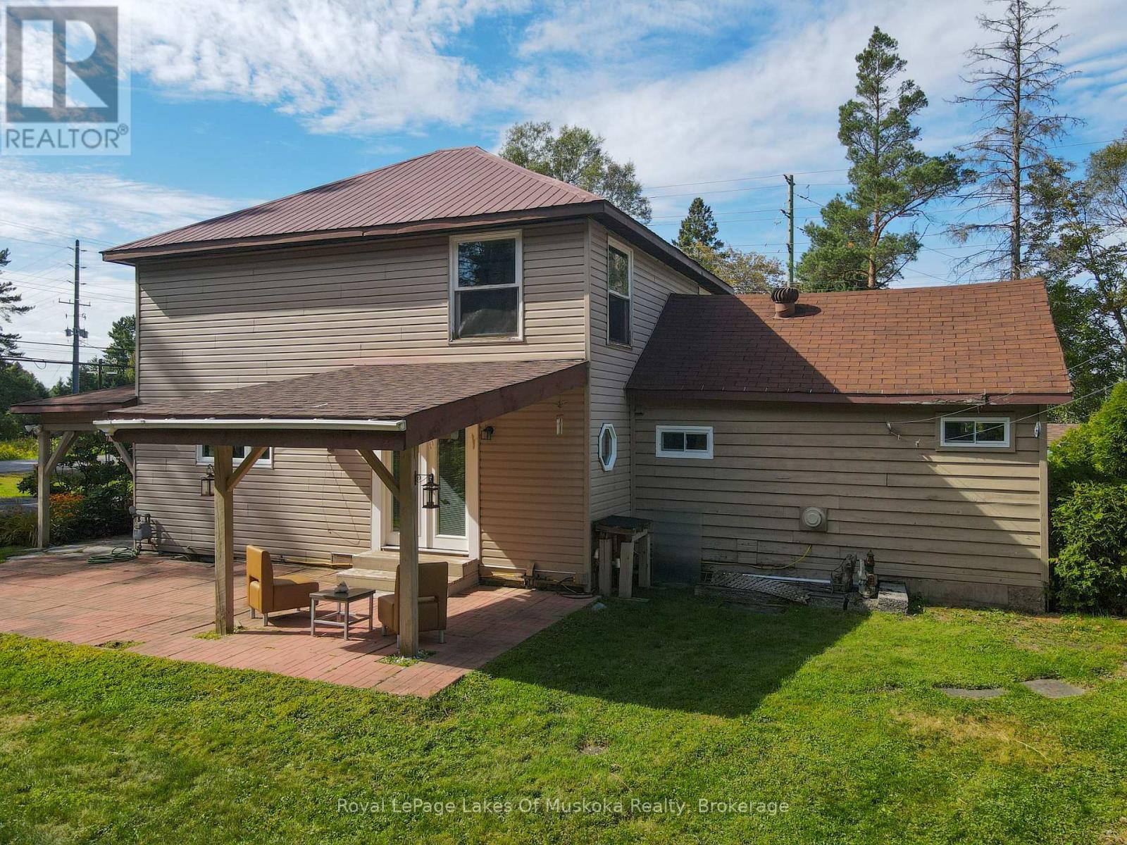 67 Silver Street, Huntsville, Ontario  P1H 1M2 - Photo 34 - X12354091