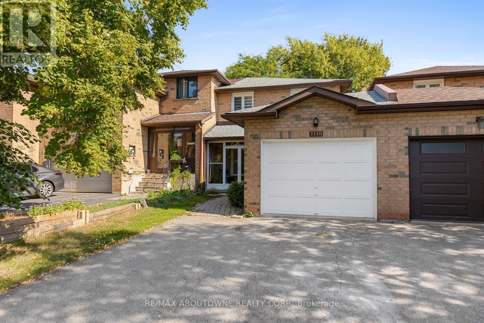 1118 Avondale Drive, Oakville, Ontario  L6H 5L4 - Photo 1 - W12400719