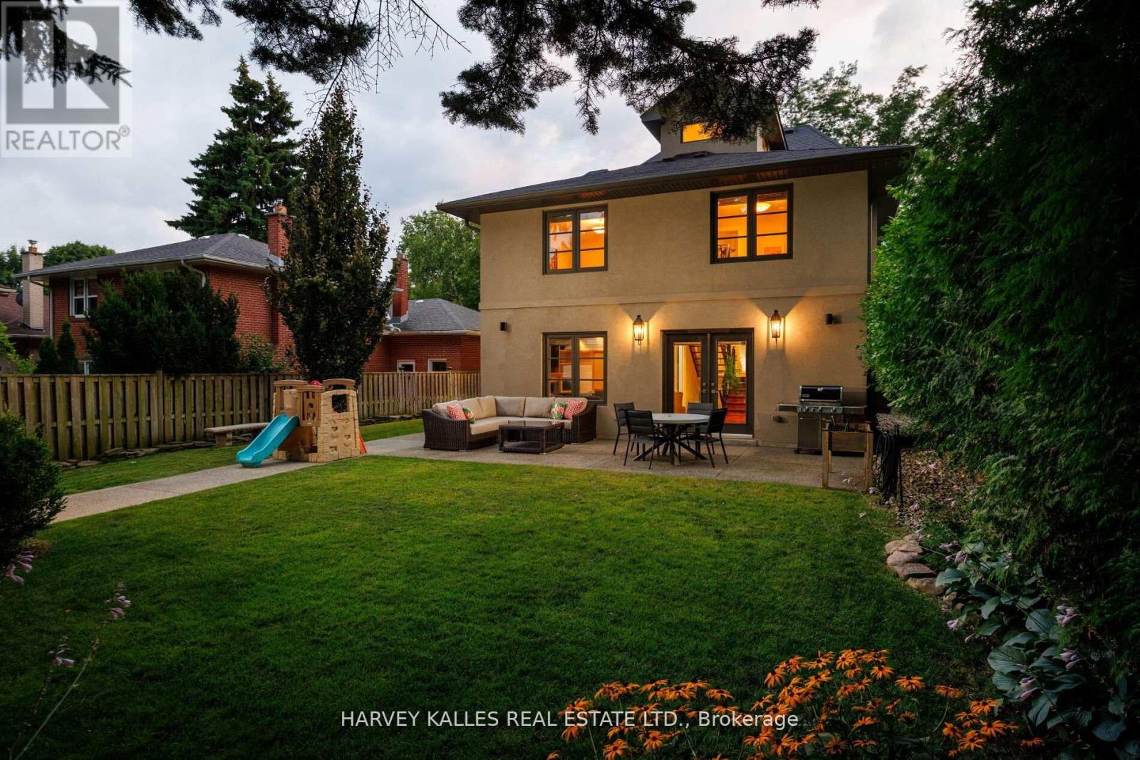 38 Westmount Park Road, Toronto, Ontario  M9P 1R6 - Photo 25 - W12400752