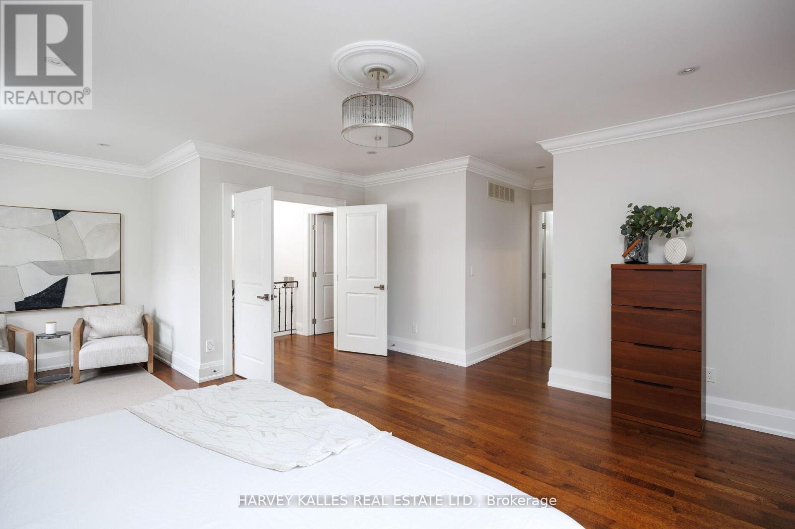 38 Westmount Park Road, Toronto, Ontario  M9P 1R6 - Photo 30 - W12400752