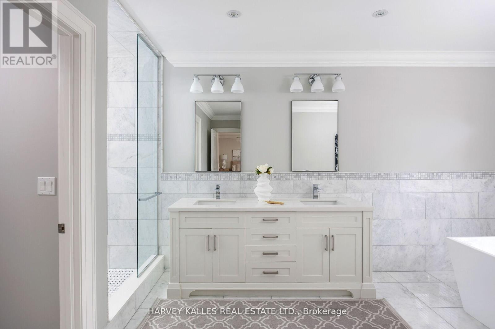 38 Westmount Park Road, Toronto, Ontario  M9P 1R6 - Photo 33 - W12400752