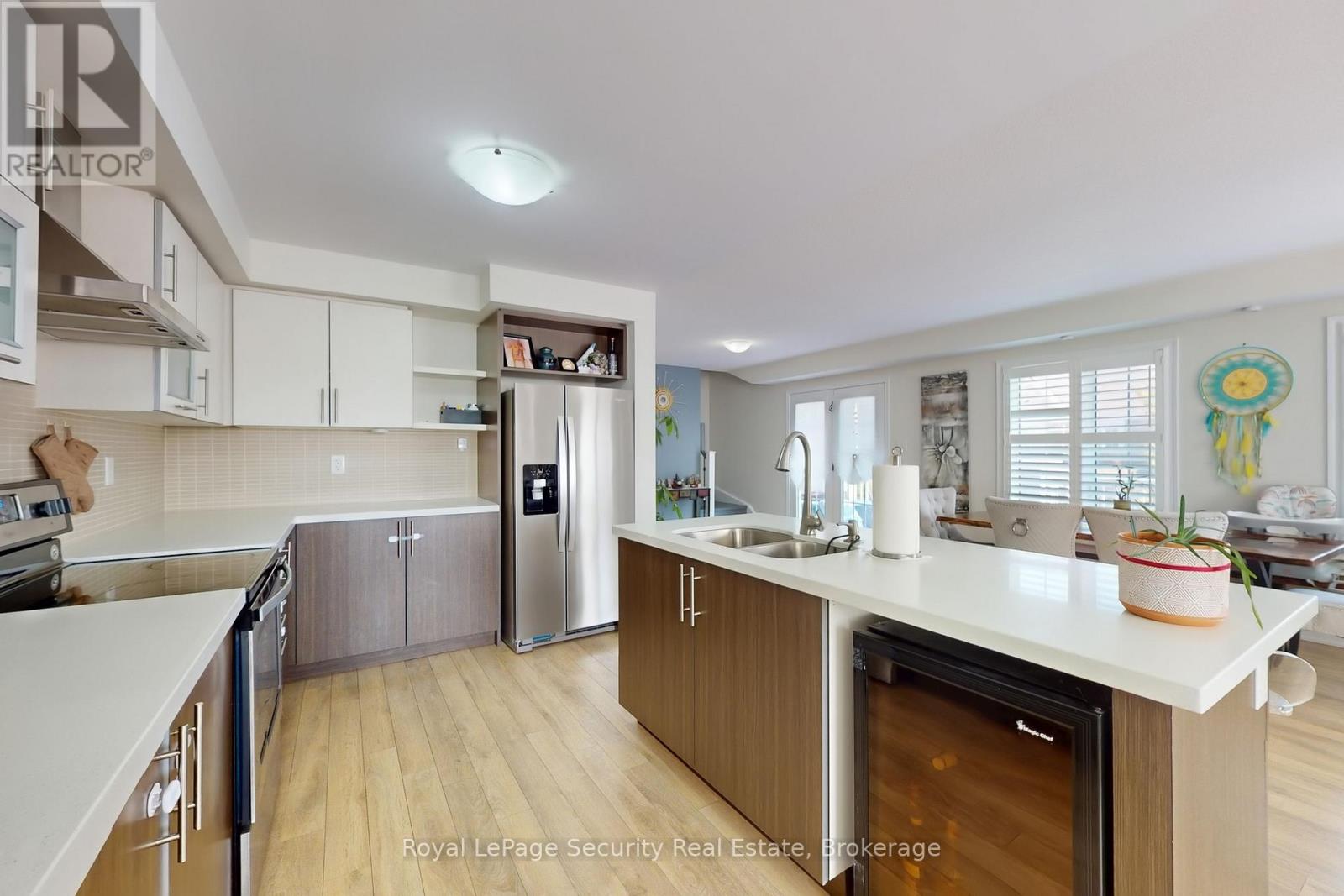 55 Golden Springs Drive, Brampton, Ontario  L7A 0C7 - Photo 18 - W12400781