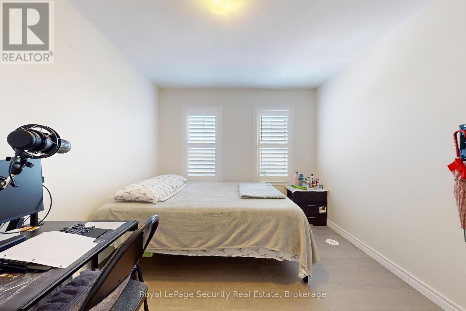 55 Golden Springs Drive, Brampton, Ontario  L7A 0C7 - Photo 35 - W12400781