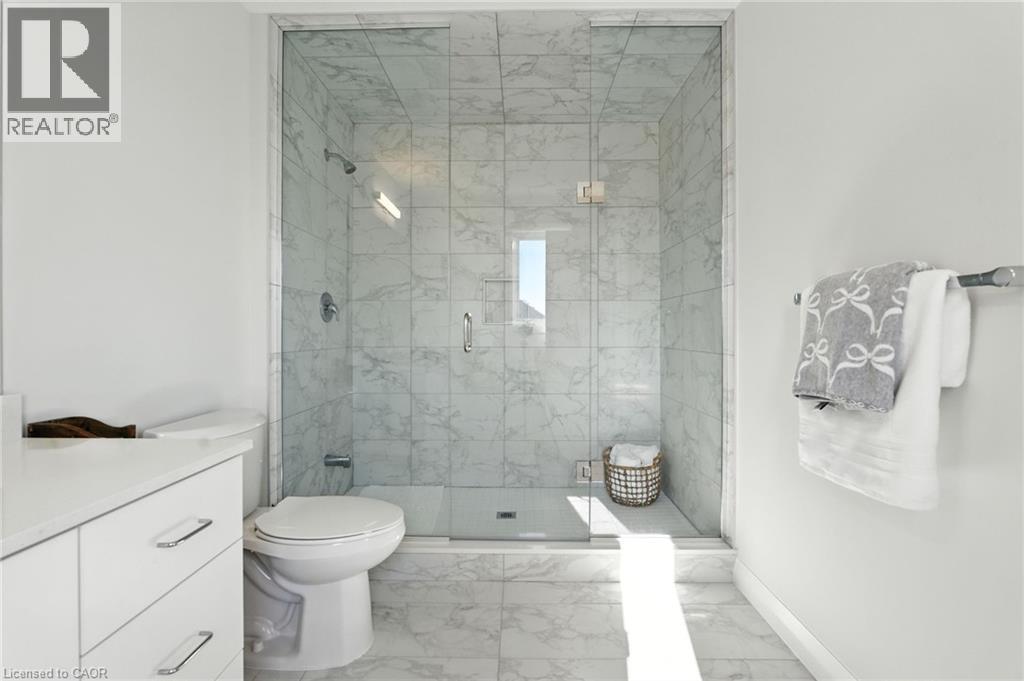 5 Cherry Blossom Heights, Hamilton, Ontario  L9B 0E9 - Photo 33 - 40767892