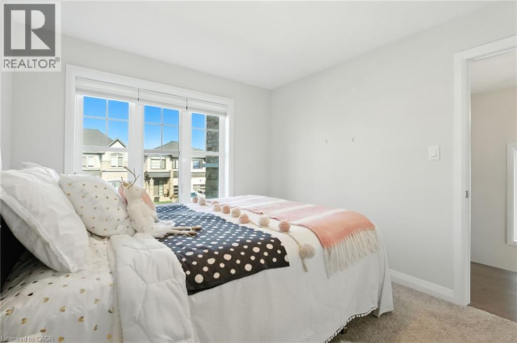 5 Cherry Blossom Heights, Hamilton, Ontario  L9B 0E9 - Photo 36 - 40767892