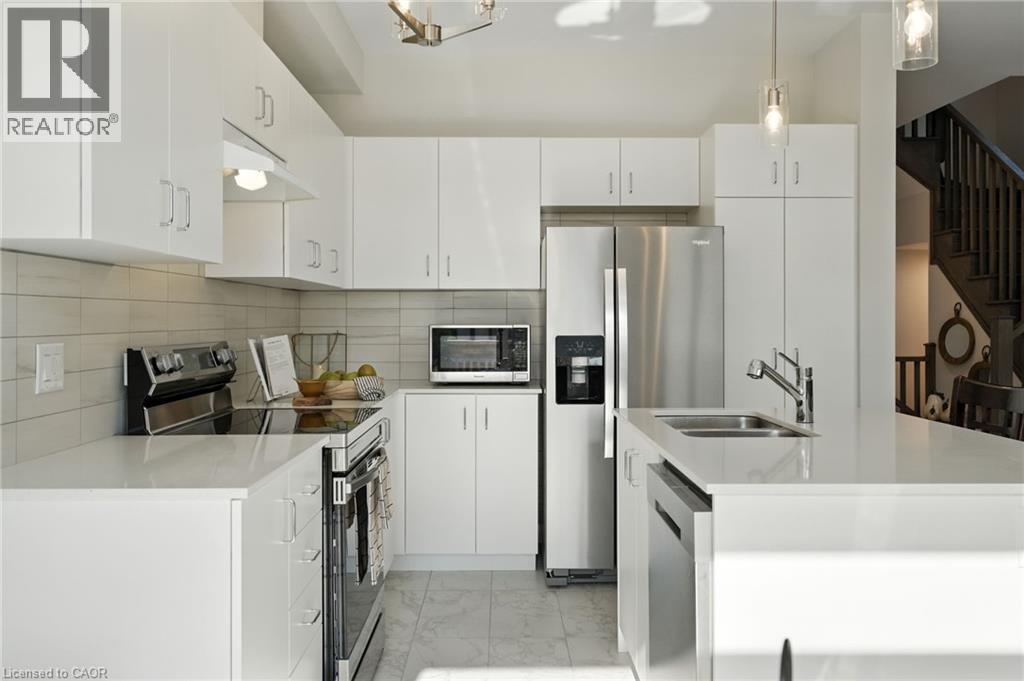 5 Cherry Blossom Heights, Hamilton, Ontario  L9B 0E9 - Photo 20 - 40767892