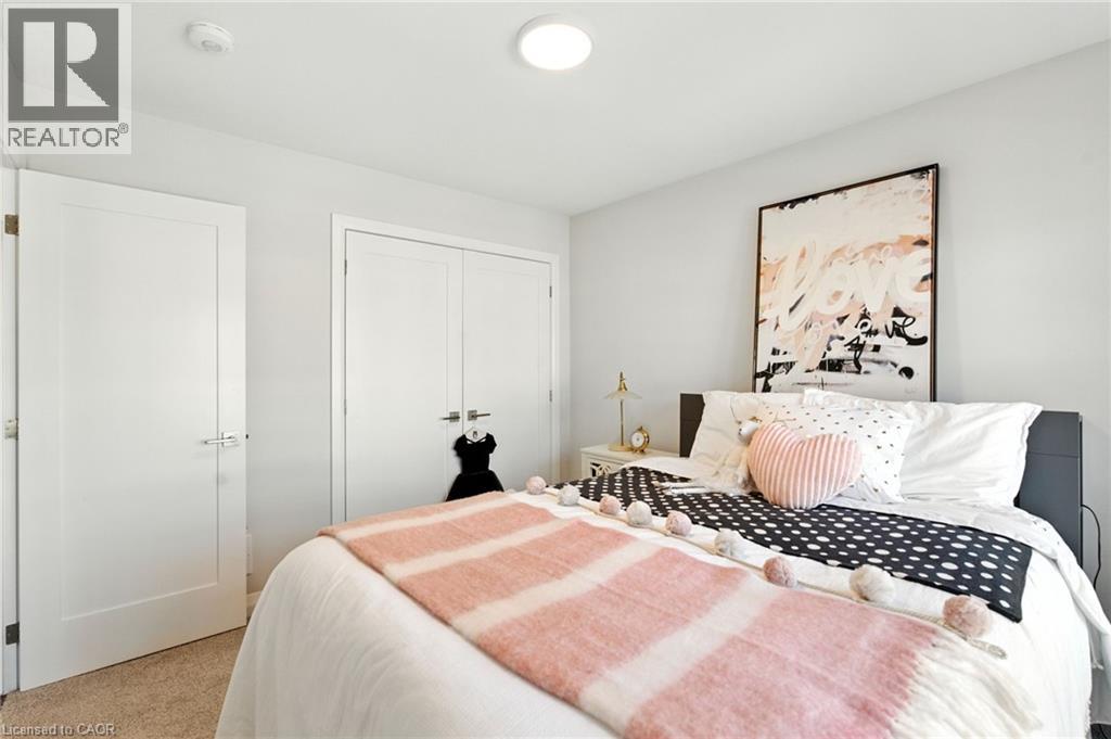 5 Cherry Blossom Heights, Hamilton, Ontario  L9B 0E9 - Photo 35 - 40767892