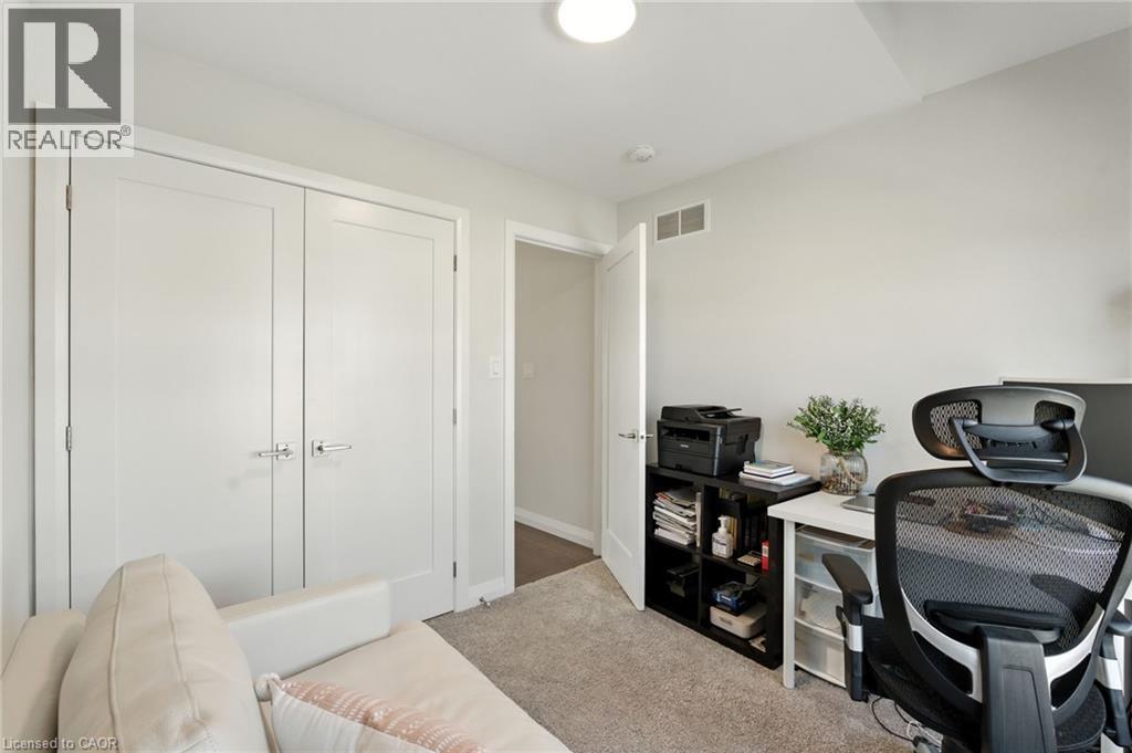 5 Cherry Blossom Heights, Hamilton, Ontario  L9B 0E9 - Photo 38 - 40767892