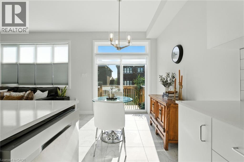 5 Cherry Blossom Heights, Hamilton, Ontario  L9B 0E9 - Photo 16 - 40767892