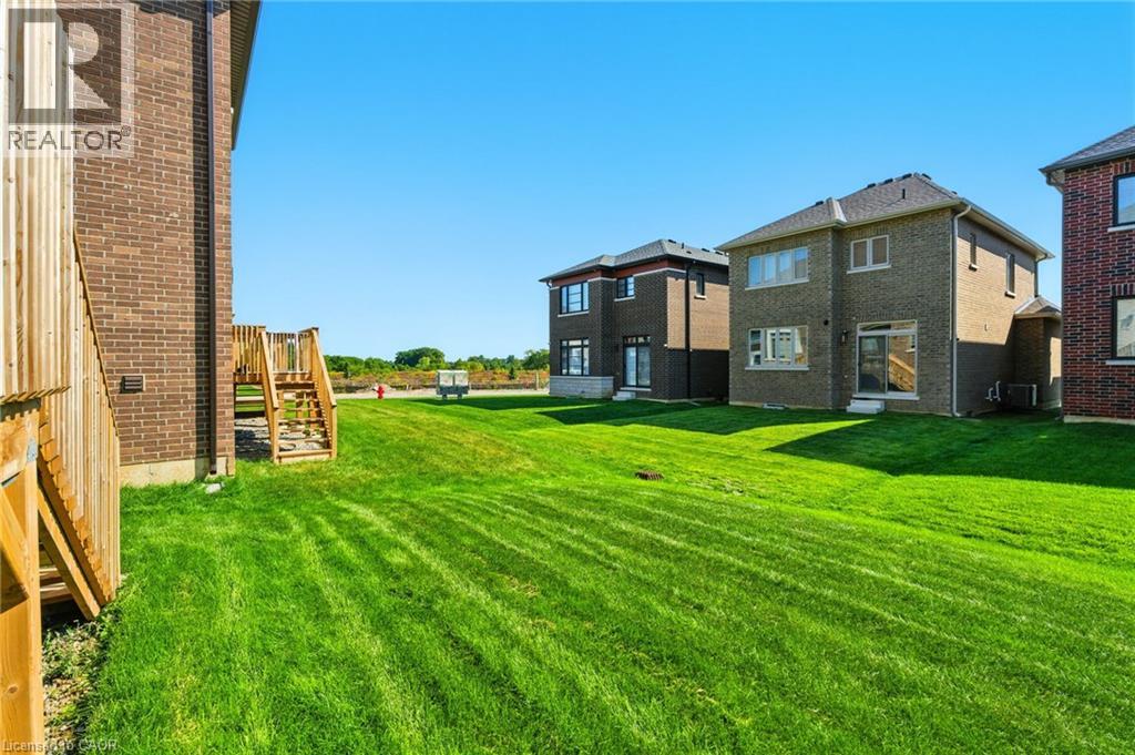 5 Cherry Blossom Heights, Hamilton, Ontario  L9B 0E9 - Photo 49 - 40767892