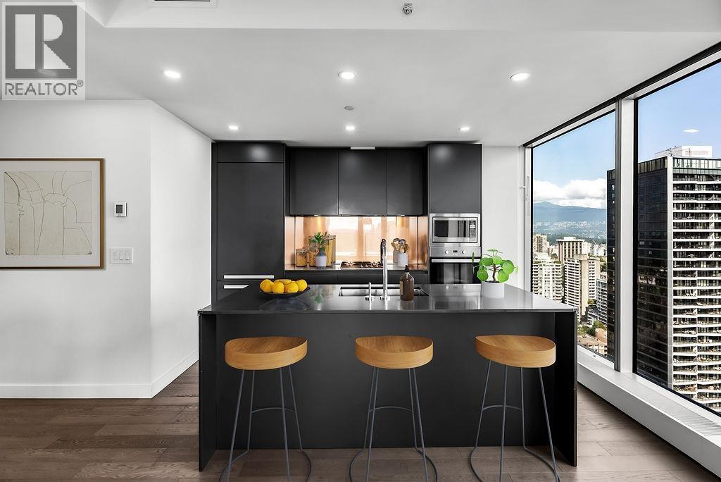 4208 1480 HOWE STREET, Vancouver, British Columbia