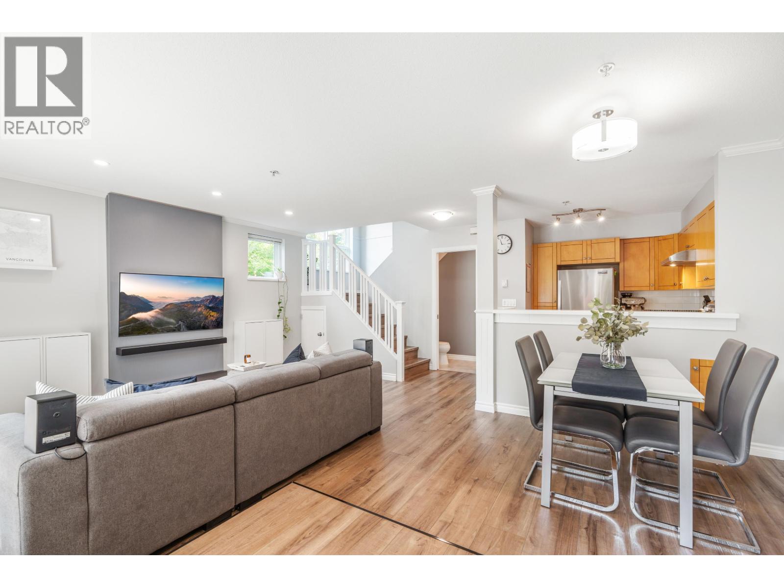 26 7128 Stride Avenue, Burnaby, British Columbia  V3N 1T5 - Photo 3 - R3045327