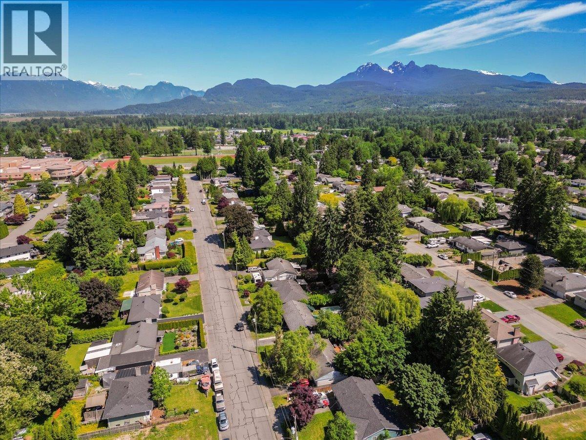 12039 220 Street, Maple Ridge, British Columbia  V2X 5R6 - Photo 34 - R3047215