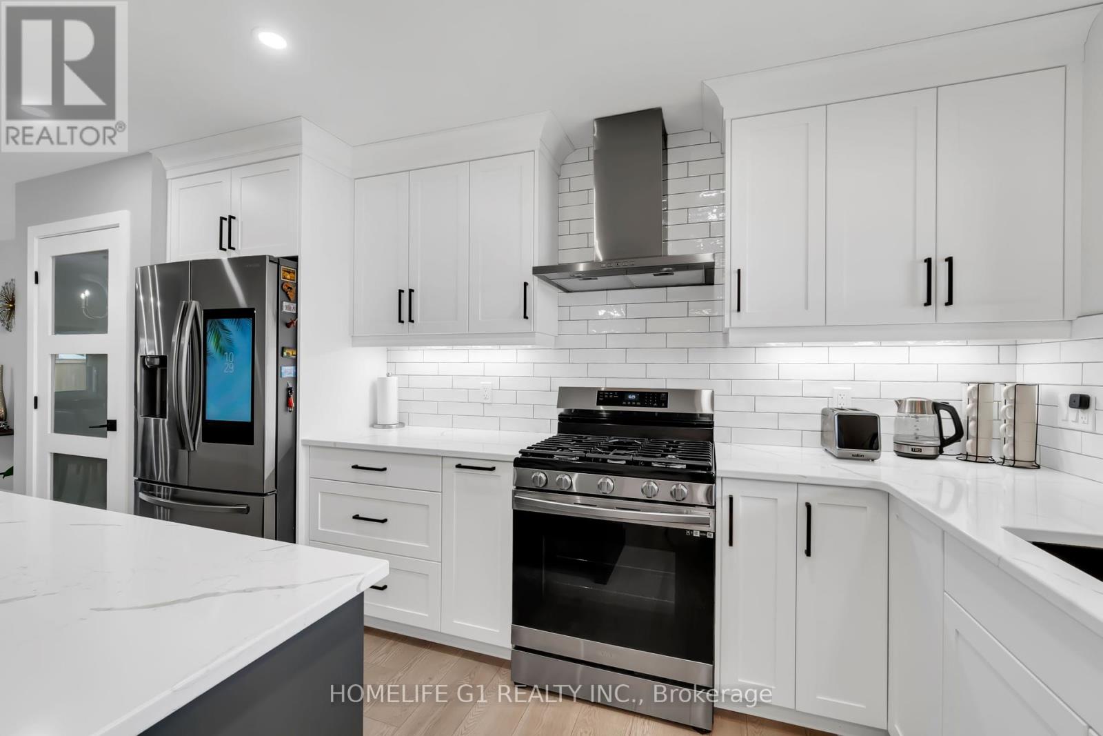 49 Feathers Crossing, St. Thomas, Ontario  N5R 0M3 - Photo 12 - X12400720