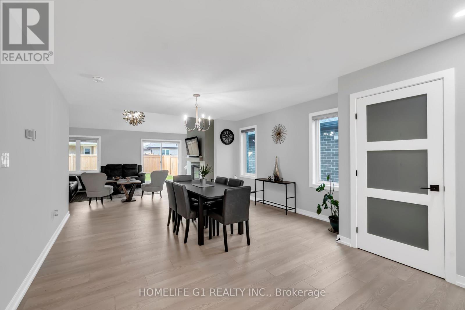 49 Feathers Crossing, St. Thomas, Ontario  N5R 0M3 - Photo 13 - X12400720