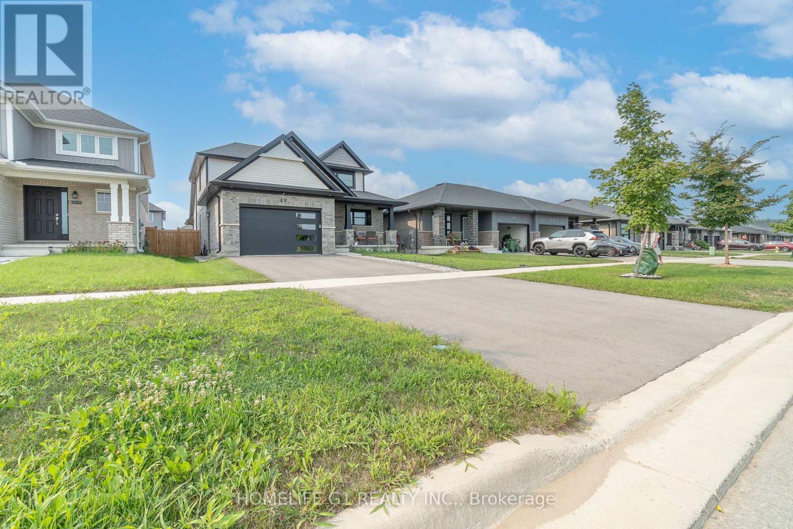 49 Feathers Crossing, St. Thomas, Ontario  N5R 0M3 - Photo 2 - X12400720