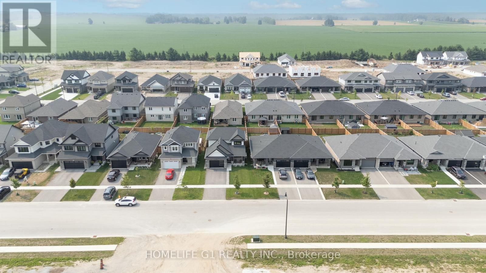 49 Feathers Crossing, St. Thomas, Ontario  N5R 0M3 - Photo 3 - X12400720