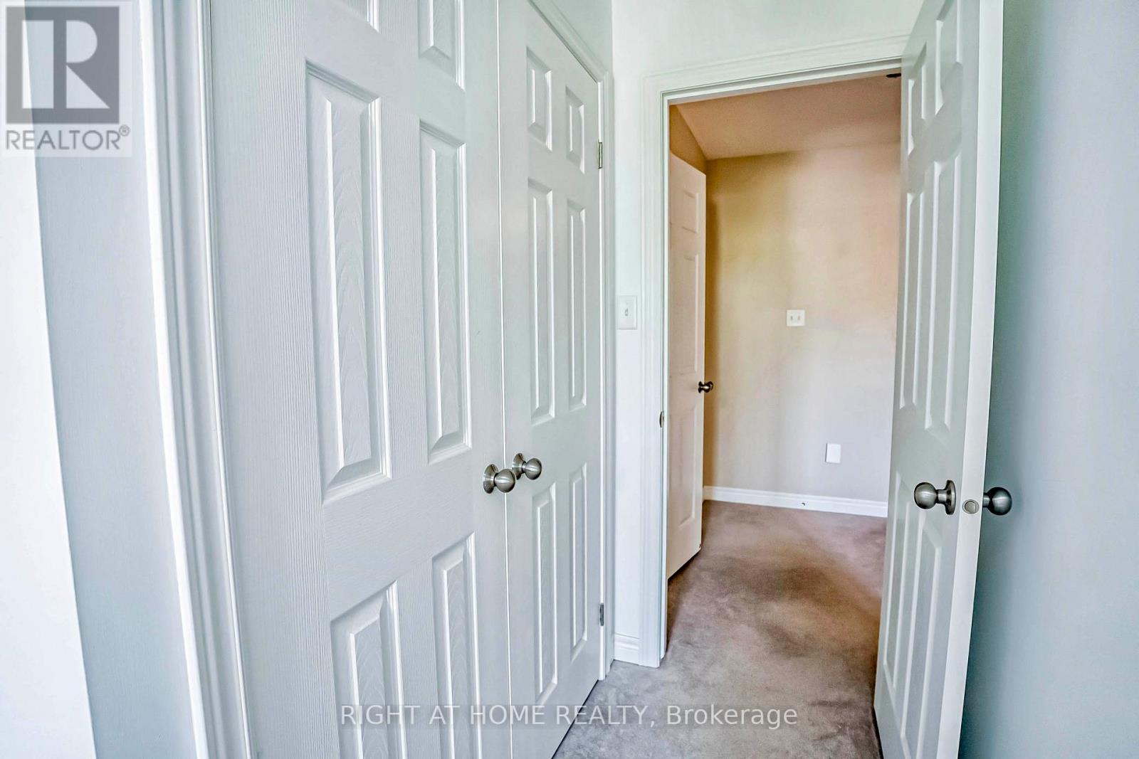 618 Knox Avenue, Hamilton, Ontario  L8H 6K3 - Photo 25 - X12400784