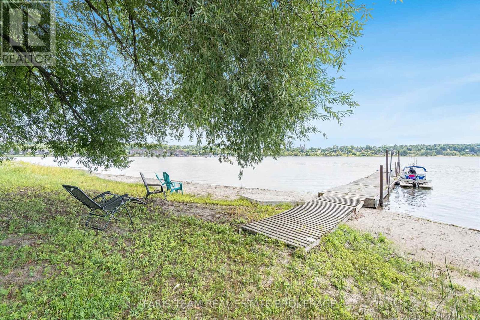 243 Champlain Road, Penetanguishene, Ontario  L9M 1S2 - Photo 41 - S12366105