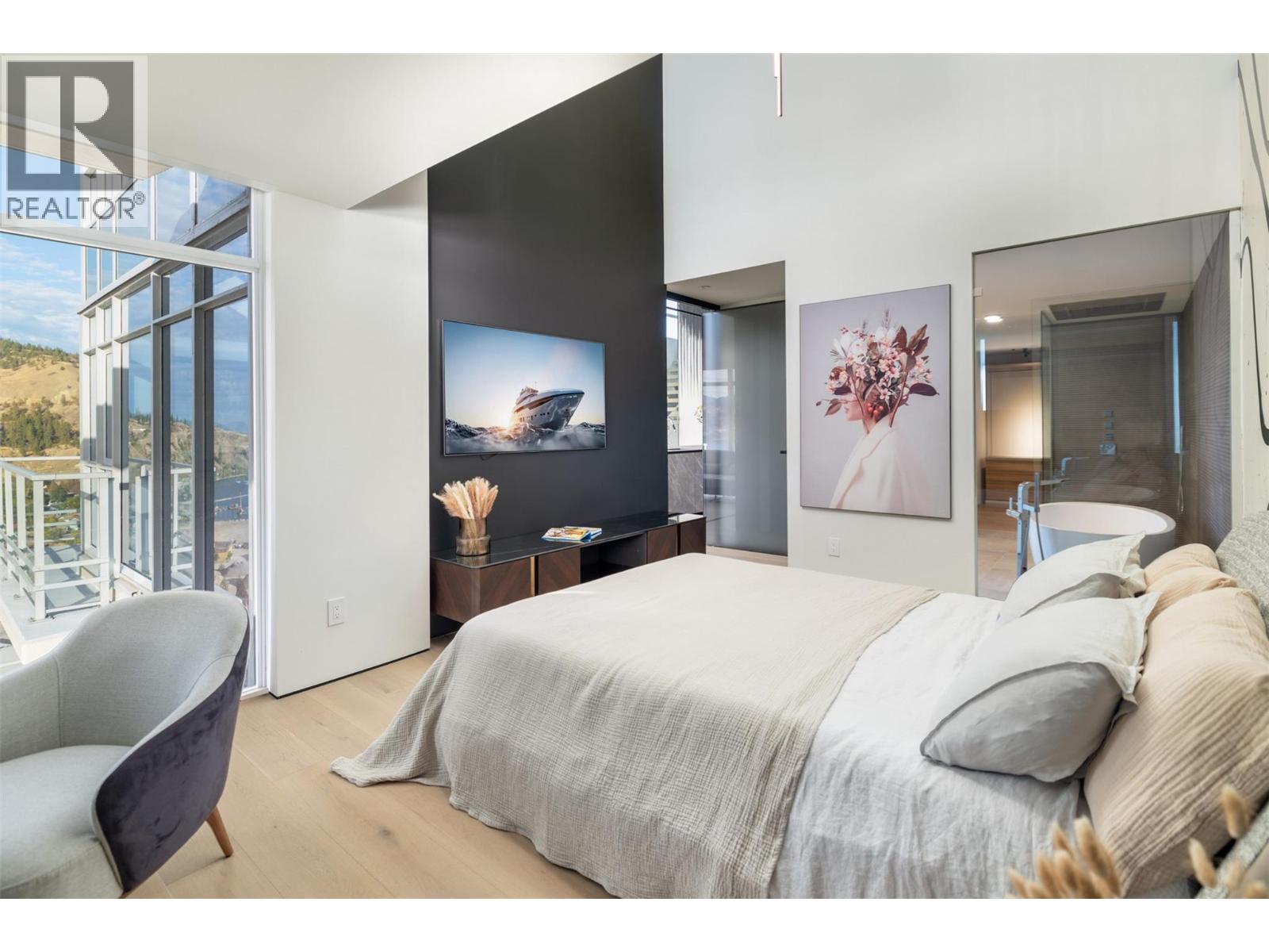 1075 Sunset Drive Unit# Ph1, Kelowna, British Columbia  V1Y 9Y9 - Photo 30 - 10362500
