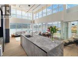1075 Sunset Drive Unit# PH1, kelowna, British Columbia